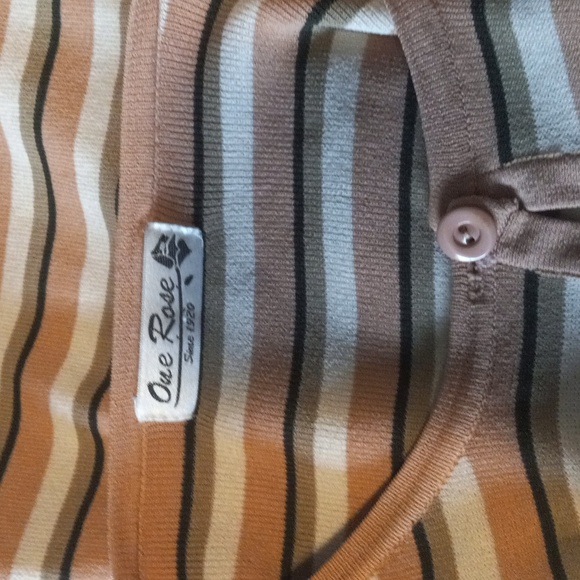 Vintage small one rose button up cardigan - Picture 2 of 2